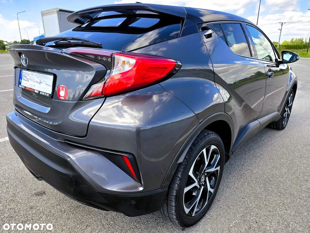 Toyota C-HR 1.2 T Dynamic - 11
