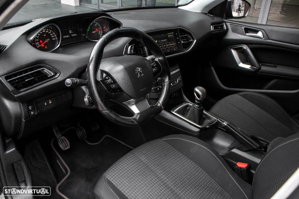 Peugeot 308 SW BlueHDi 100 Stop & Start Access - 19