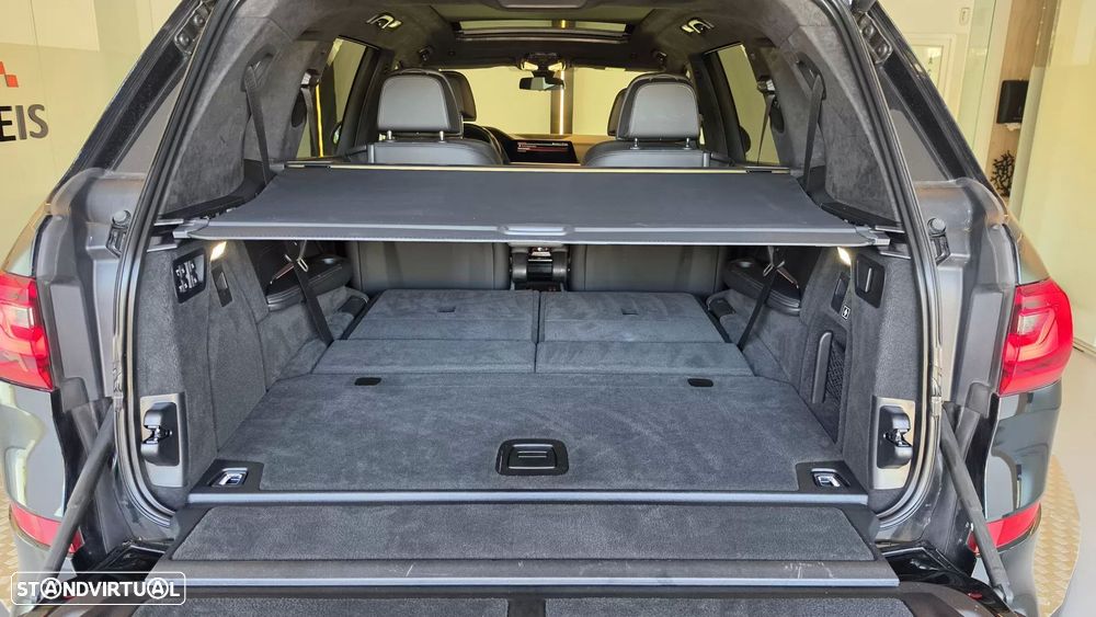 BMW X7 40 d xDrive Pack M - 28