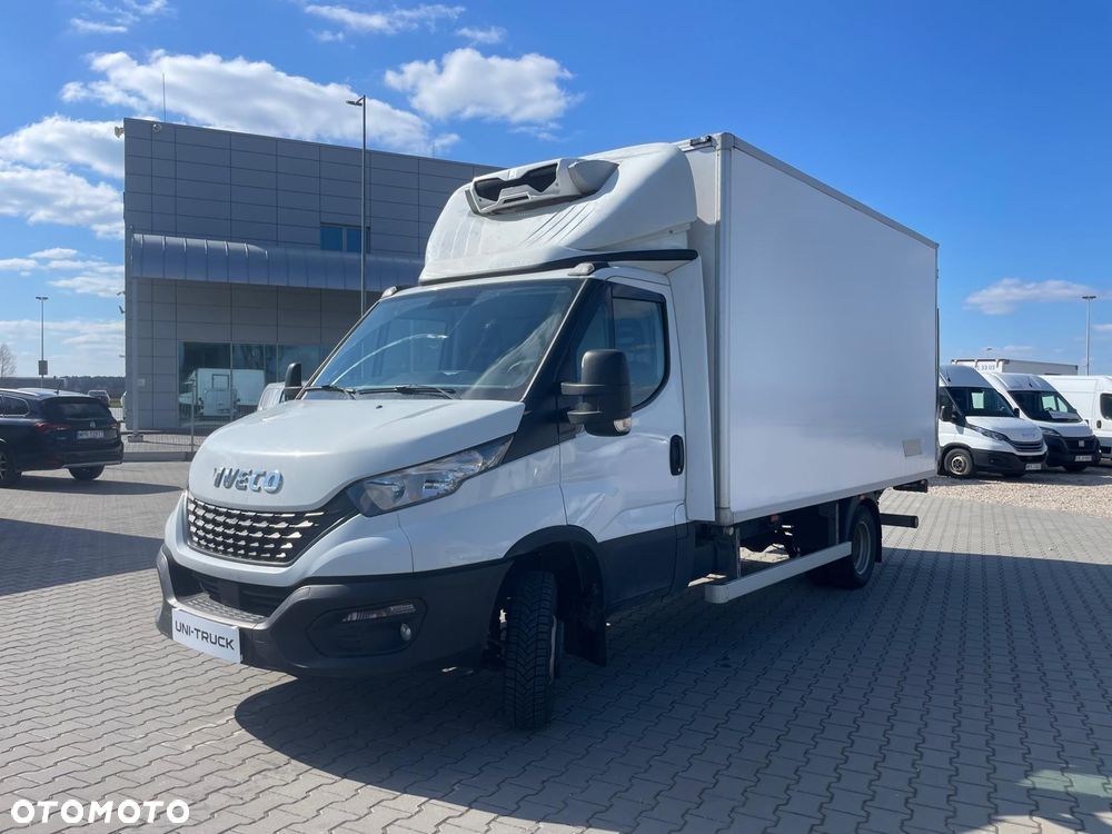 Iveco 50C16 Izoterma z Agregatem Zanotti  8EP Winda  Krajowy - 1