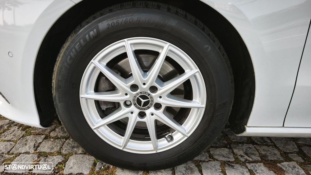 Mercedes-Benz CLA 180 d Shooting Brake Business Solutions Aut. - 15