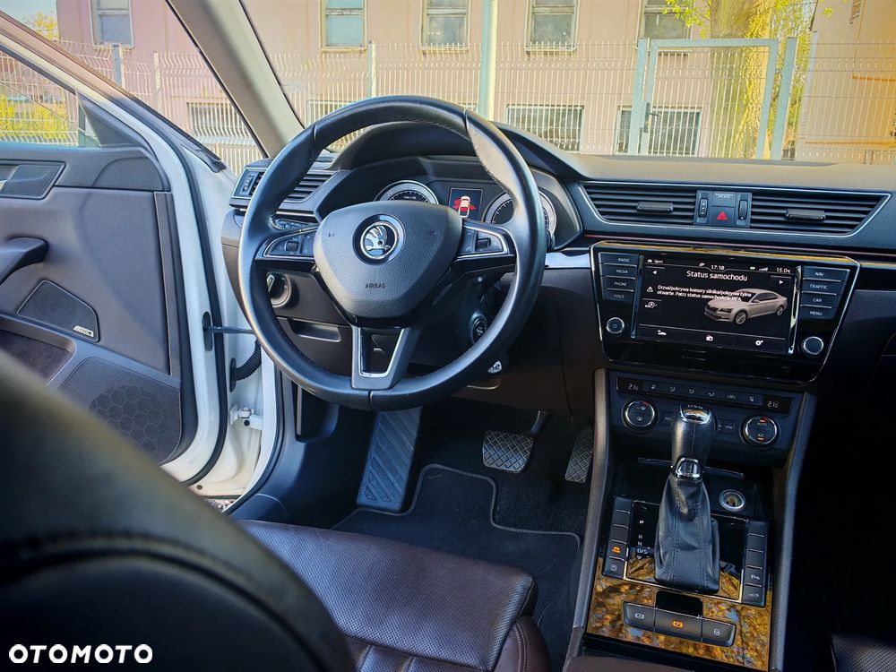 Skoda Superb 2.0 TDI L&K DSG - 28
