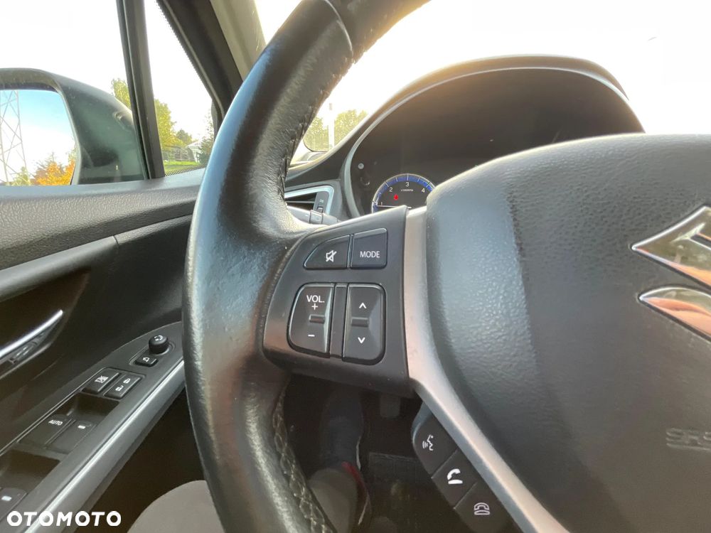 Suzuki SX4 S-Cross 1.6 DDiS 4x4 Comfort - 17
