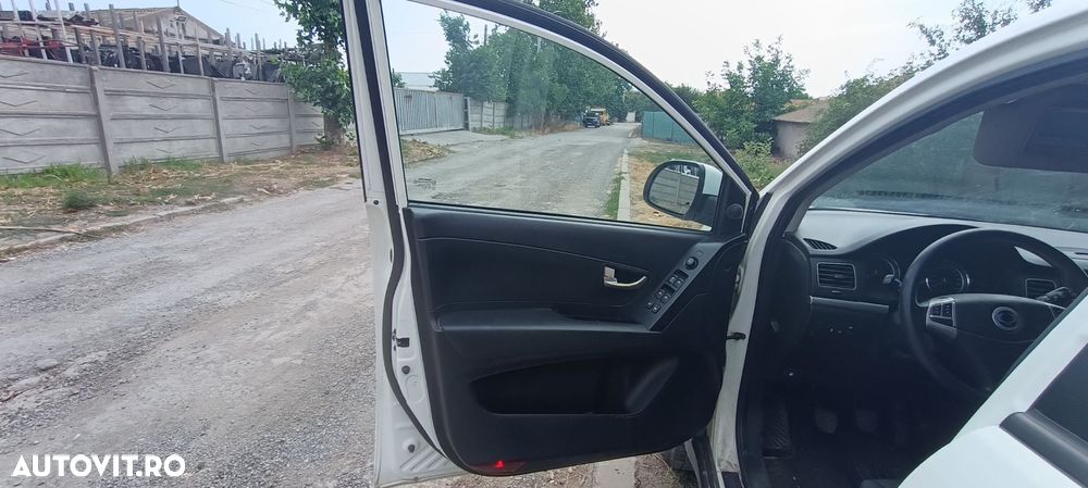 Dezmembrari Ssangyong KORANDO (2010-) 2.0 e-XDi Motorina - 3