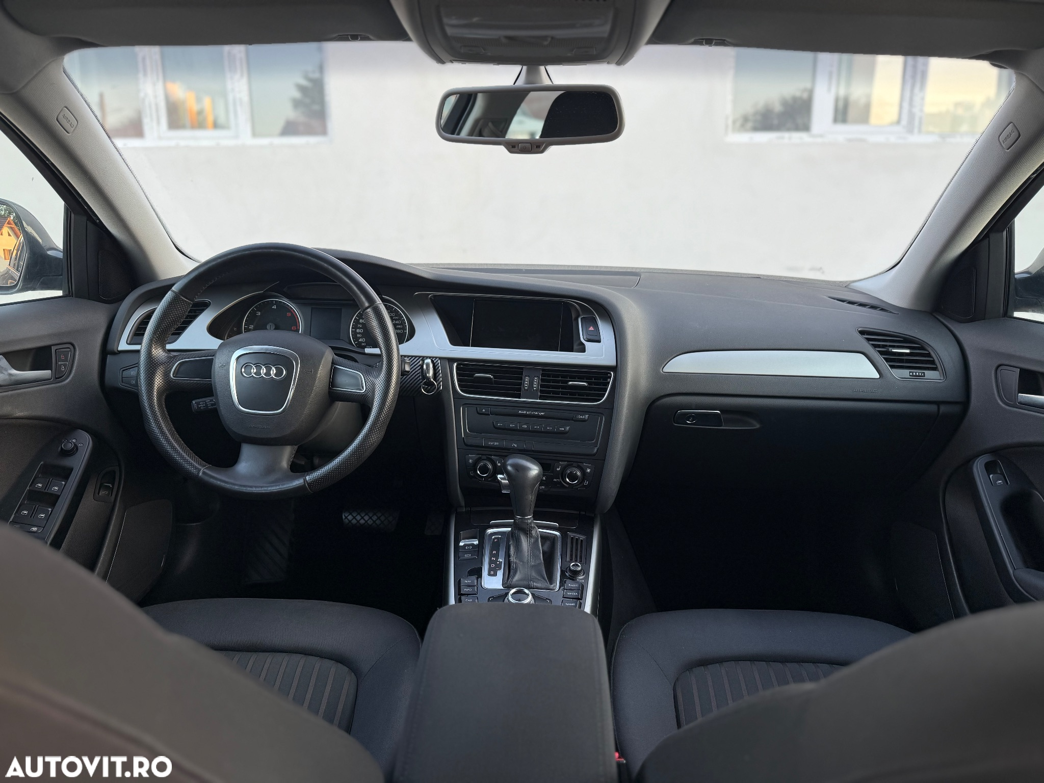 Audi A4 Avant 2.0 TDI DPF multitronic Ambiente - 5