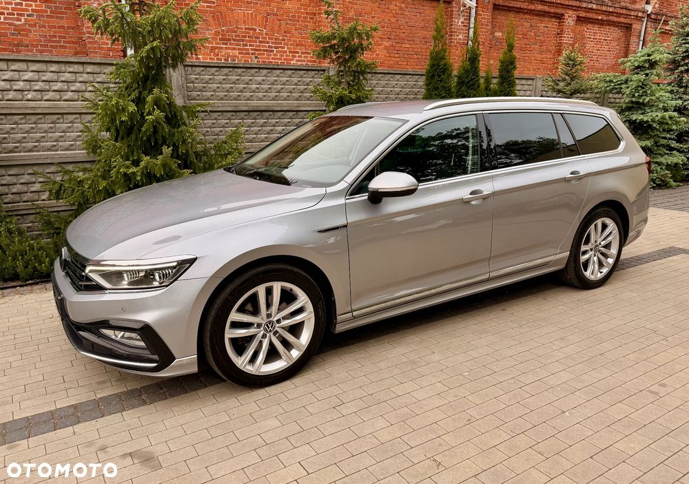 Volkswagen Passat Variant 2.0 TDI 4Mot Elegance DSG - 9