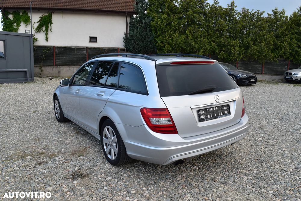 Mercedes-Benz C - 7