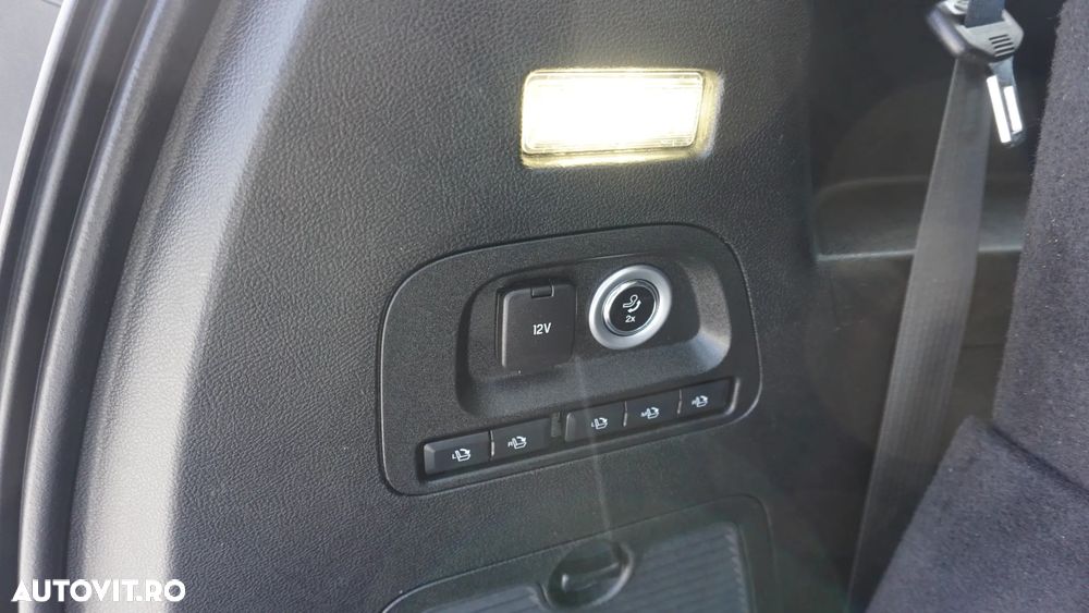 Ford S-Max 2.0 TDCi Titanium - 15