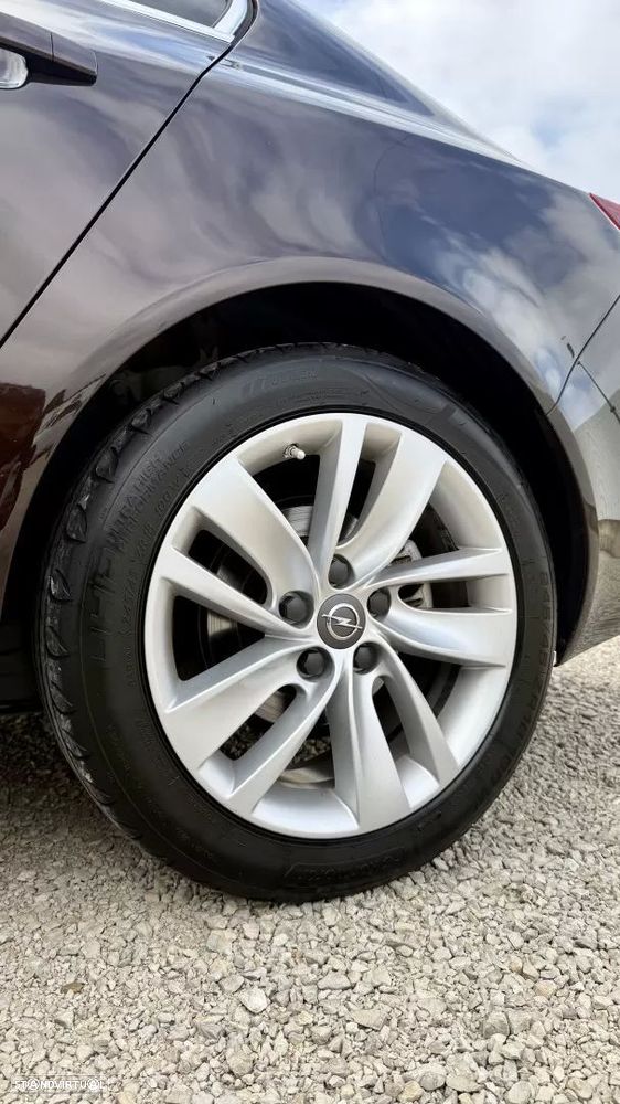 Opel Insignia 2.0 CDTI executive S/S - 10