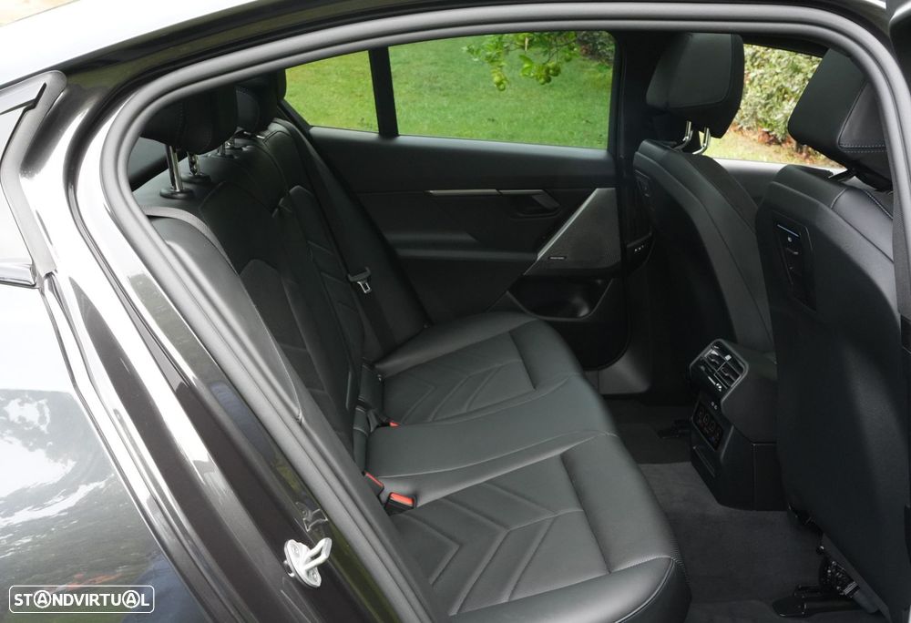 BMW i5 eDrive40 Pack Desportivo M - 52