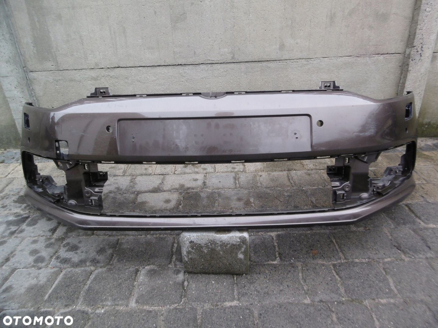 VW POLO 6C0 LIFT - zderzak przedni - 1