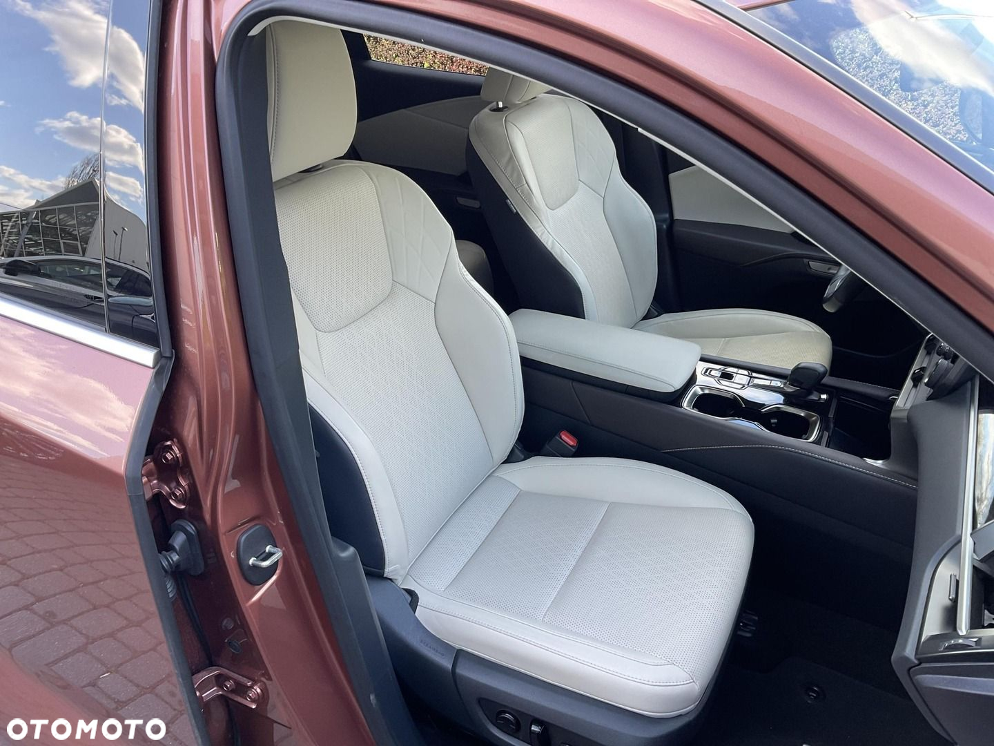 Lexus RX 350h F Sport Design - 11