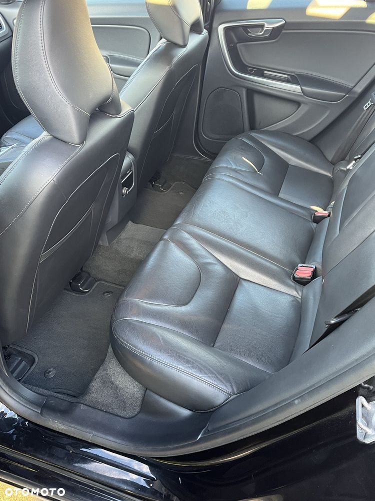 Volvo V60 - 6