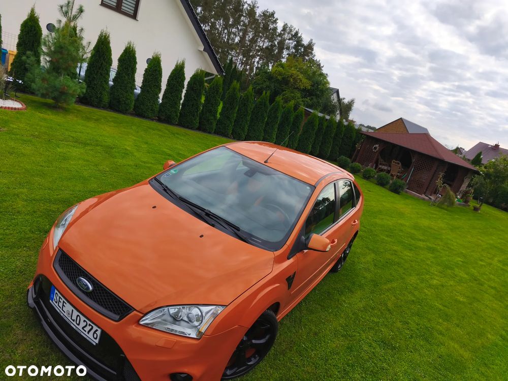 Ford Focus ST - 13