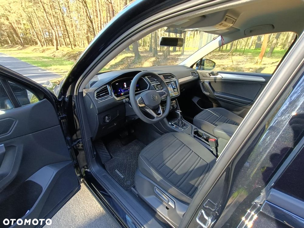 Volkswagen Tiguan - 19