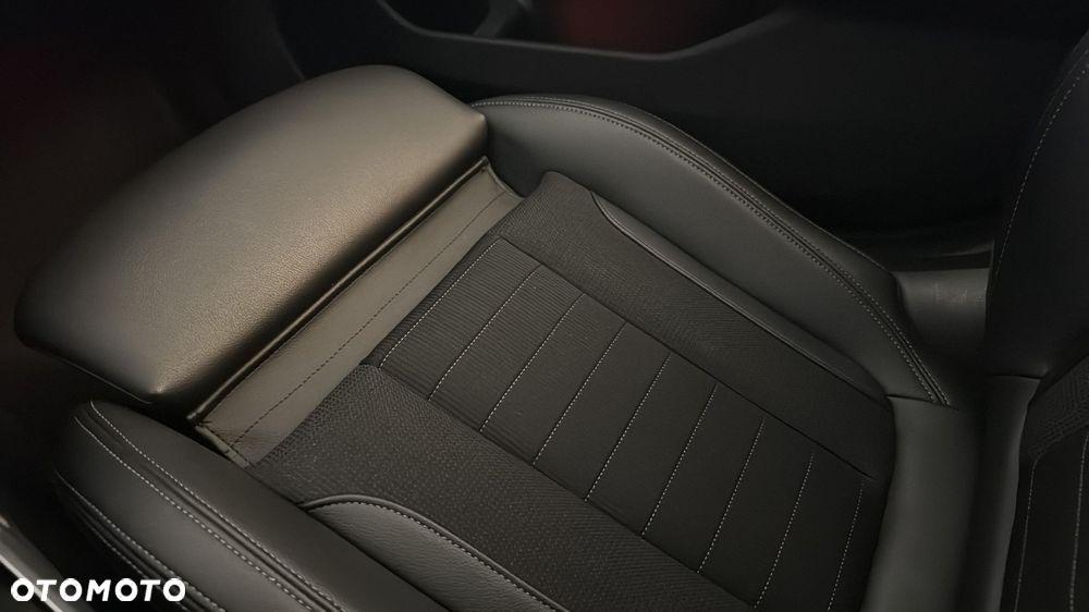 BMW Seria 3 318i - 20