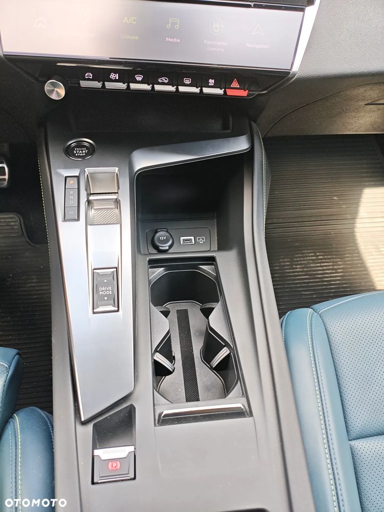 Peugeot 308 1.2 PureTech GT Pack S&S EAT8 - 17
