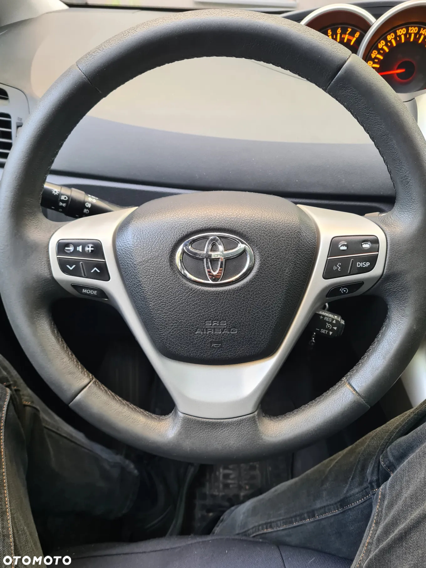 Toyota Verso 1.8 Sol - 4