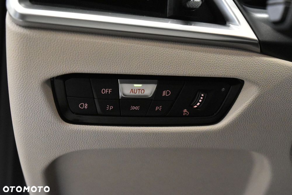 BMW Seria 3 - 13
