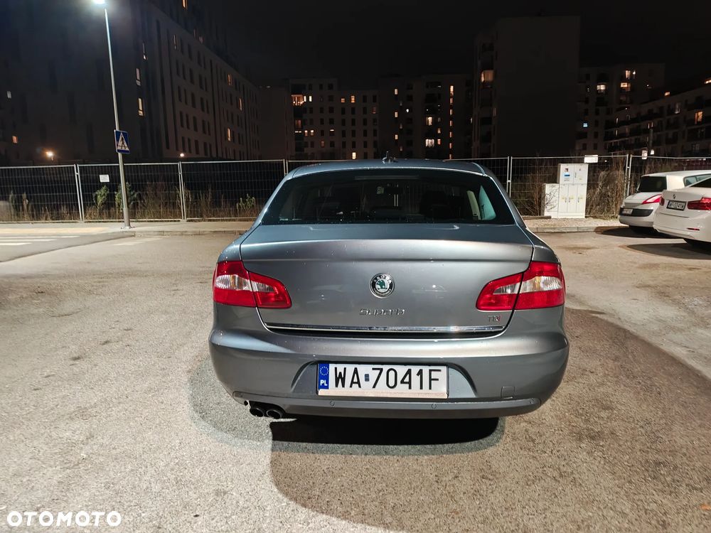 Skoda Superb - 8
