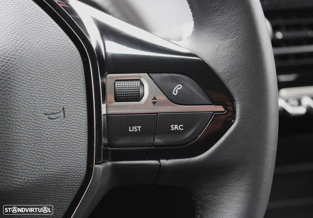 Peugeot 208 1.2 PureTech Active Pack - 24