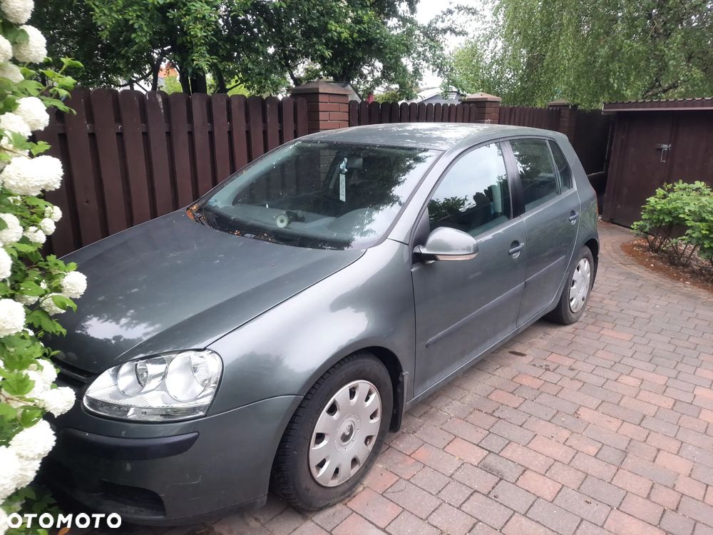 Volkswagen Golf 1.4 FSI Comfortline - 5