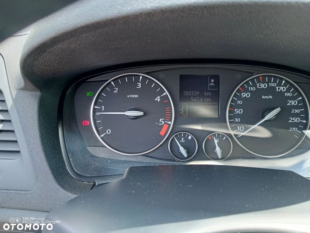 Renault Laguna 2.0 dCi FAP Exception - 16