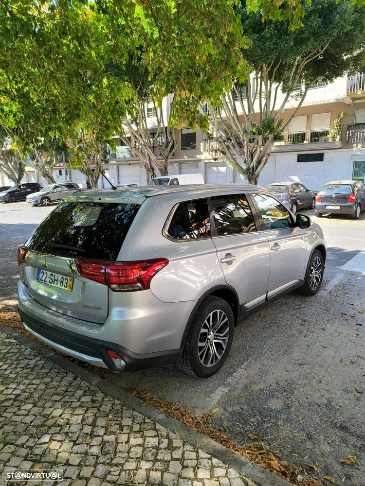Mitsubishi Outlander 2.2 DI-D Instyle Navi - 5