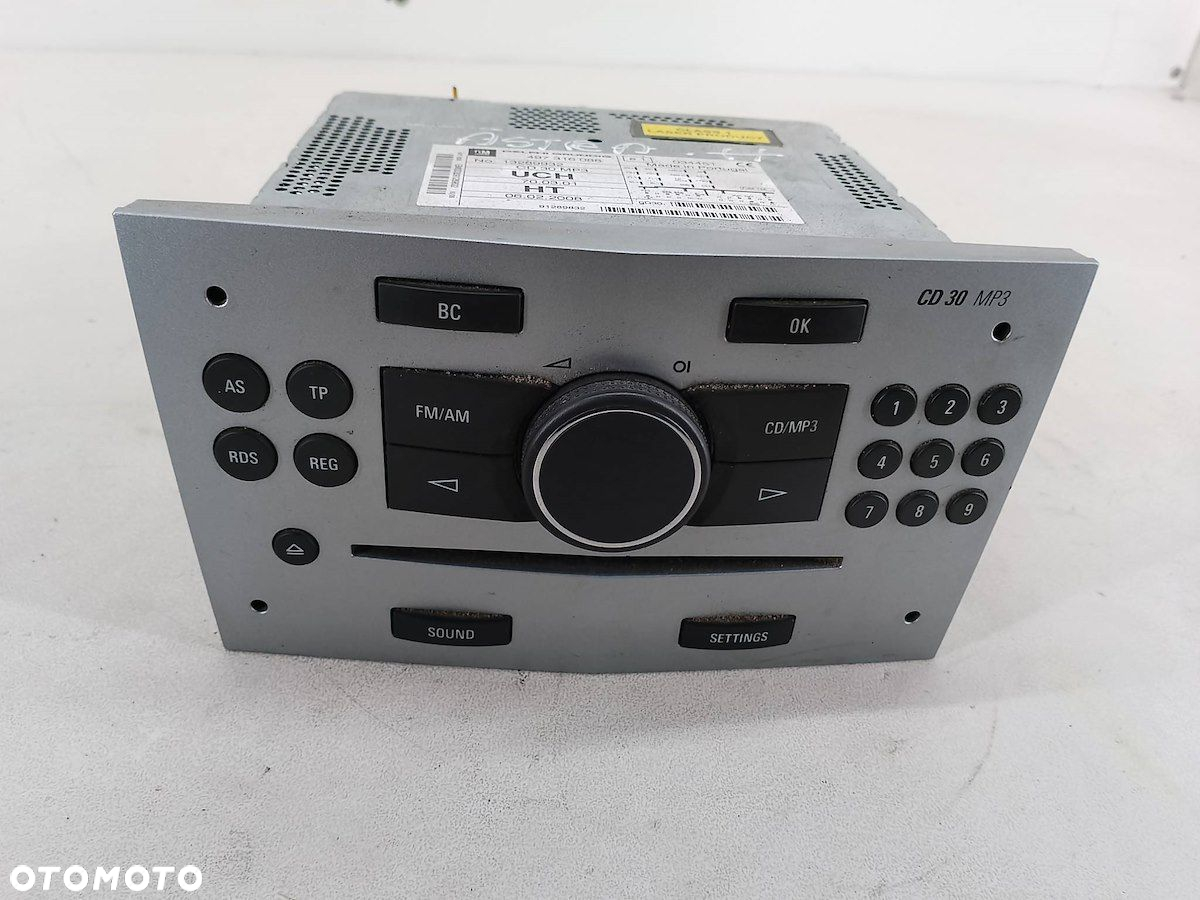 RADIO  OPEL ASTRA H - 4