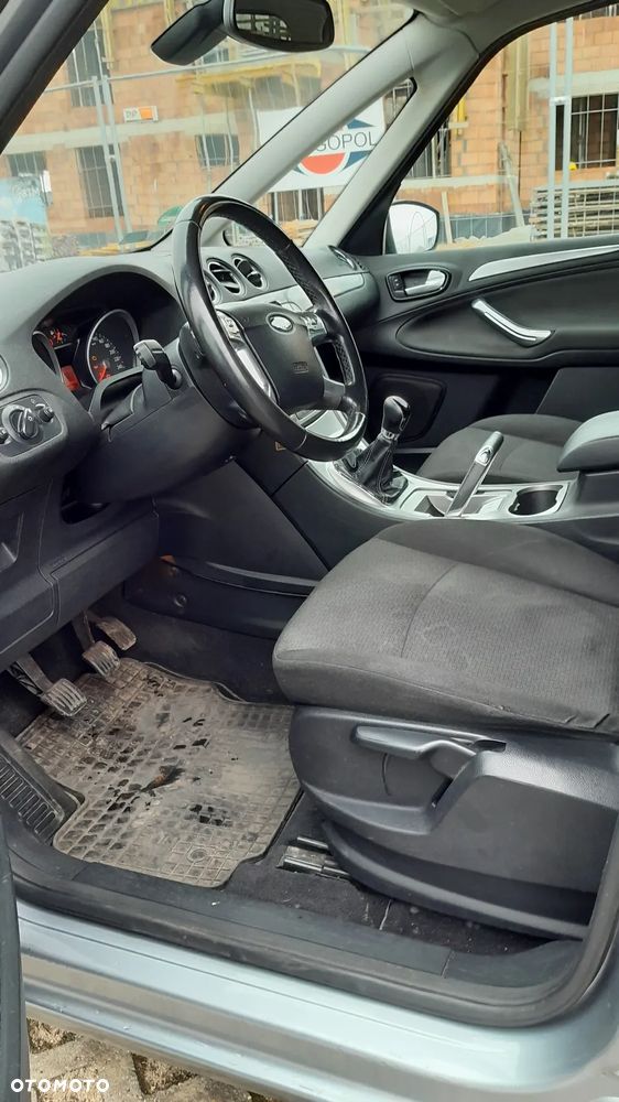 Ford Galaxy 2.0 Concept - 9