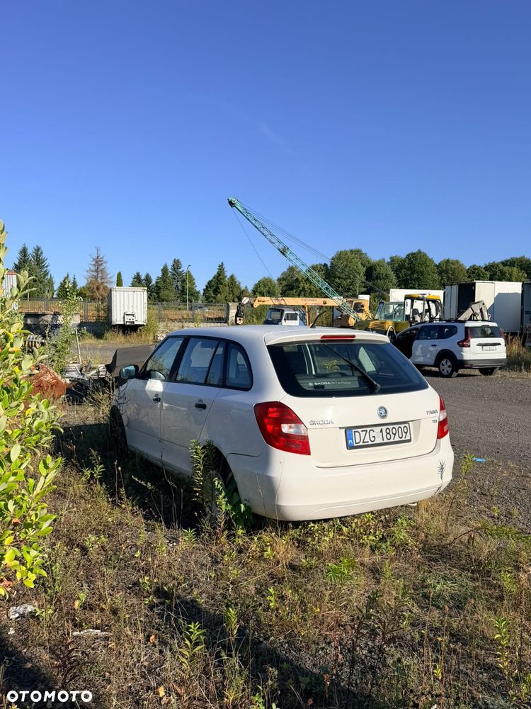 Skoda Fabia 1.6 TDI DPF Ambition - 4