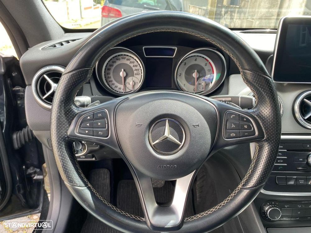 Mercedes-Benz CLA 180 (CDI) d 7G-DCT Urban - 15