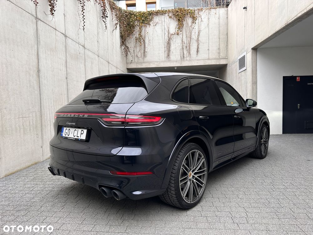 Porsche Cayenne Standard - 16