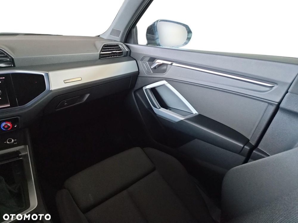 Audi Q3 Sportback - 23