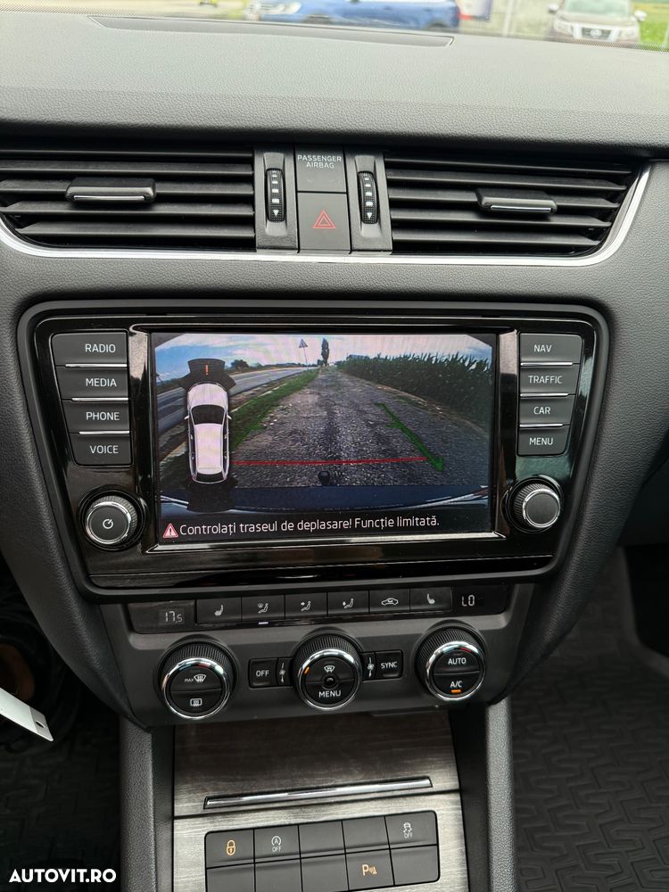 Skoda Octavia 2.0 TDI (Green tec) 4x4 DSG Scout - 27