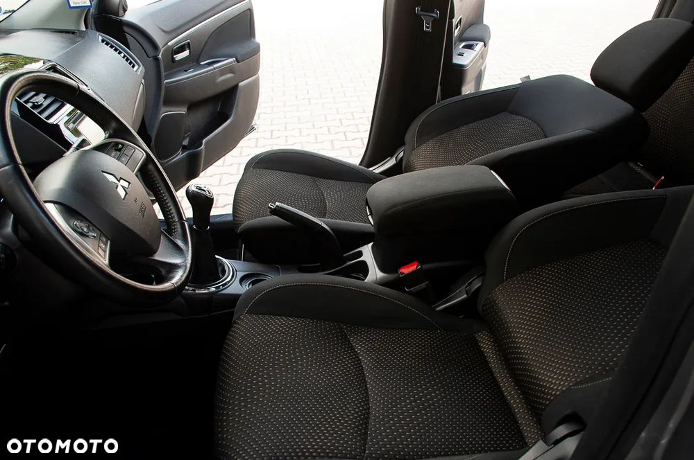Mitsubishi ASX - 37
