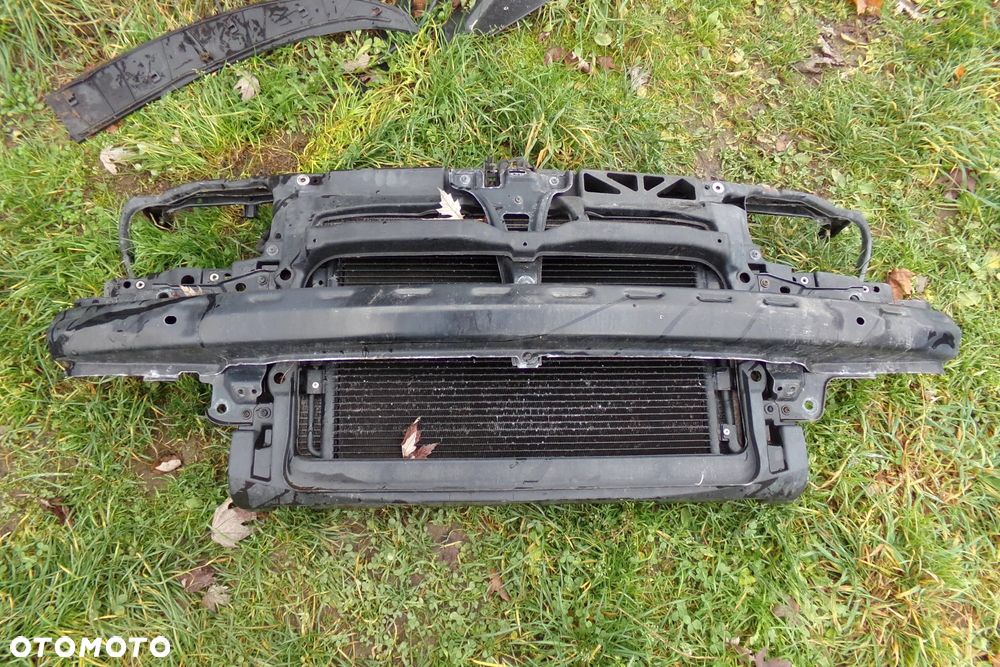Pas przedni kompletny z chłodnicami wentylatorem VW Golf IV - 1