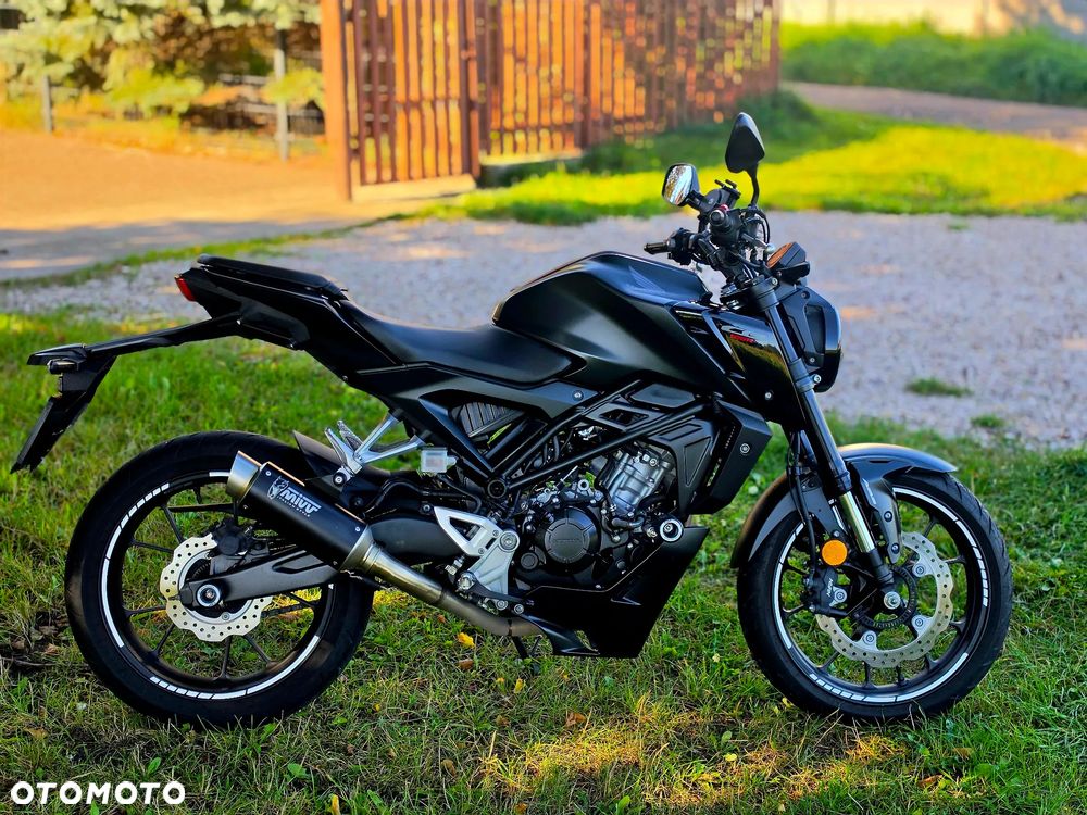 Honda CB - 4