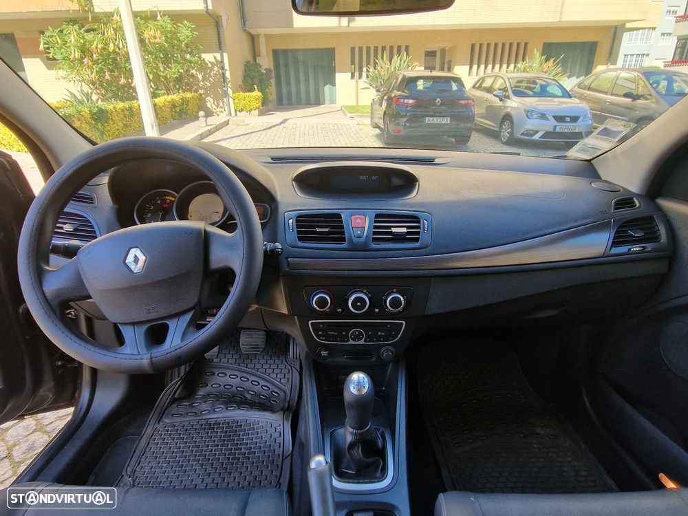 Renault Mégane Sport Tourer 1.5 dCi Confort CO2 Champion - 12