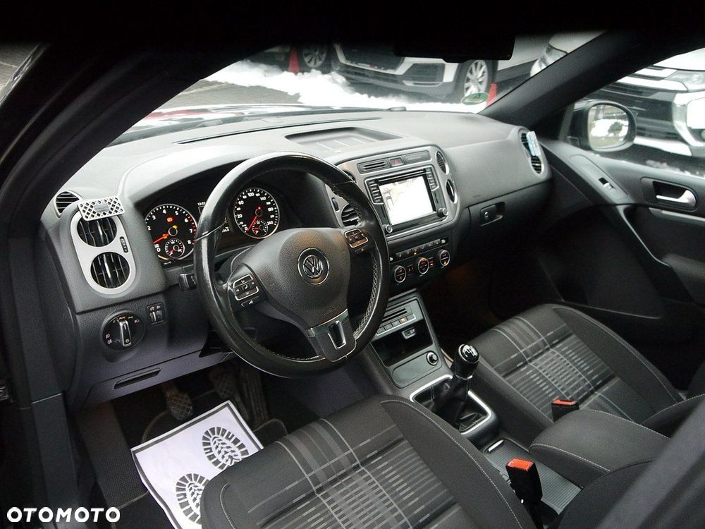 Volkswagen Tiguan 1.4 TSI BlueMotion Technology Lounge Sport & Style - 27