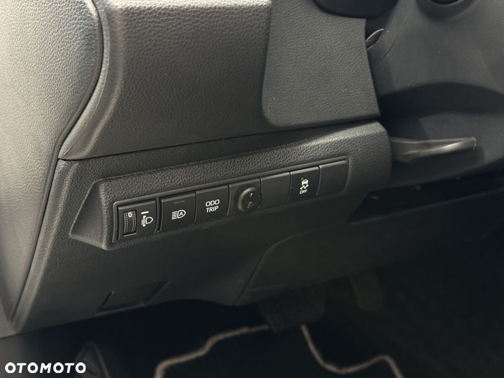 Toyota Corolla - 23
