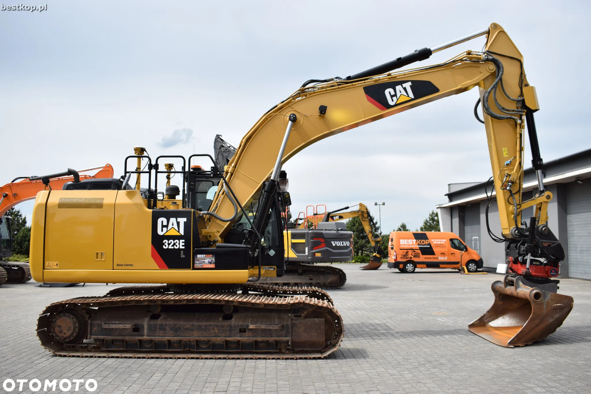 Caterpillar 323EL - 8