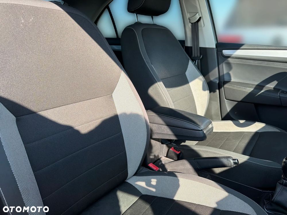 Skoda RAPID - 21