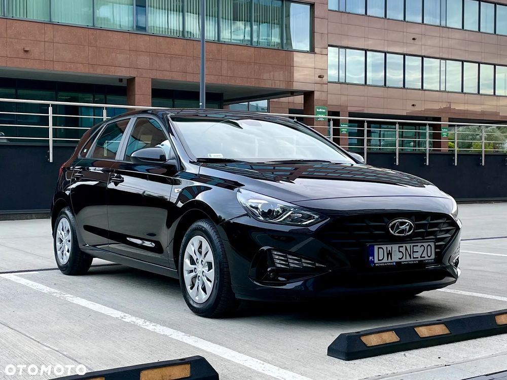 Hyundai i30 1.5 DPI Classic + - 14