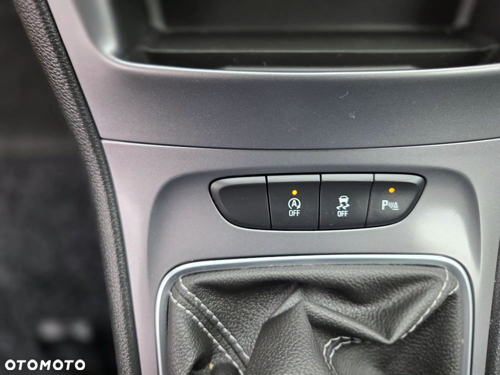 Opel Astra 1.0 Turbo Start/Stop 120 Jahre - 24