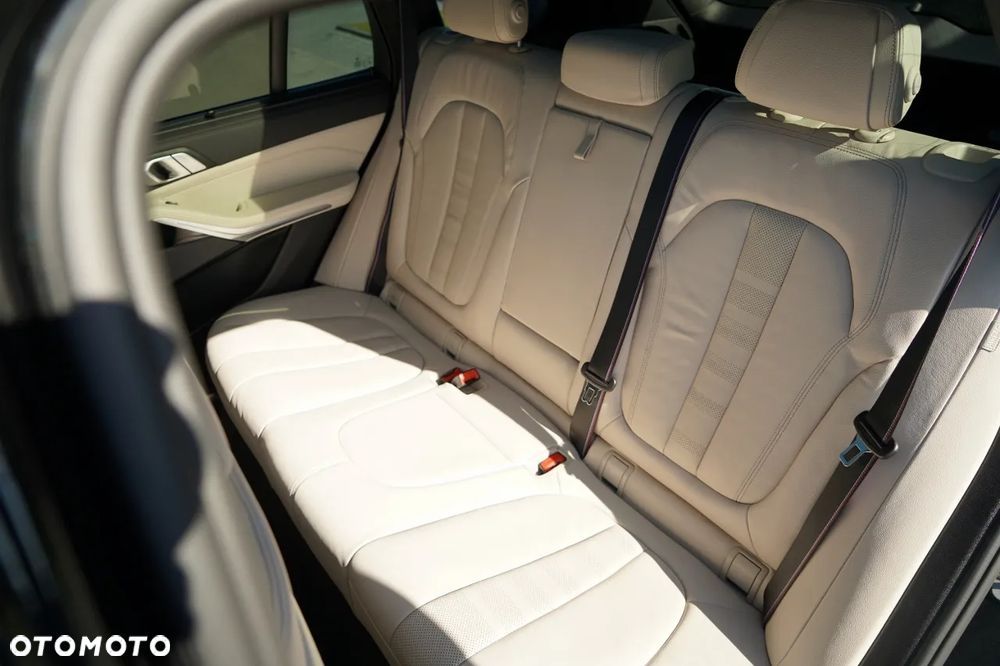 BMW X5 xDrive25d - 36