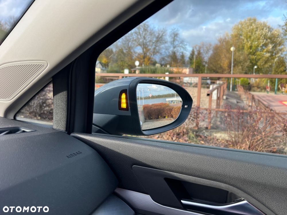 Volkswagen Golf - 40