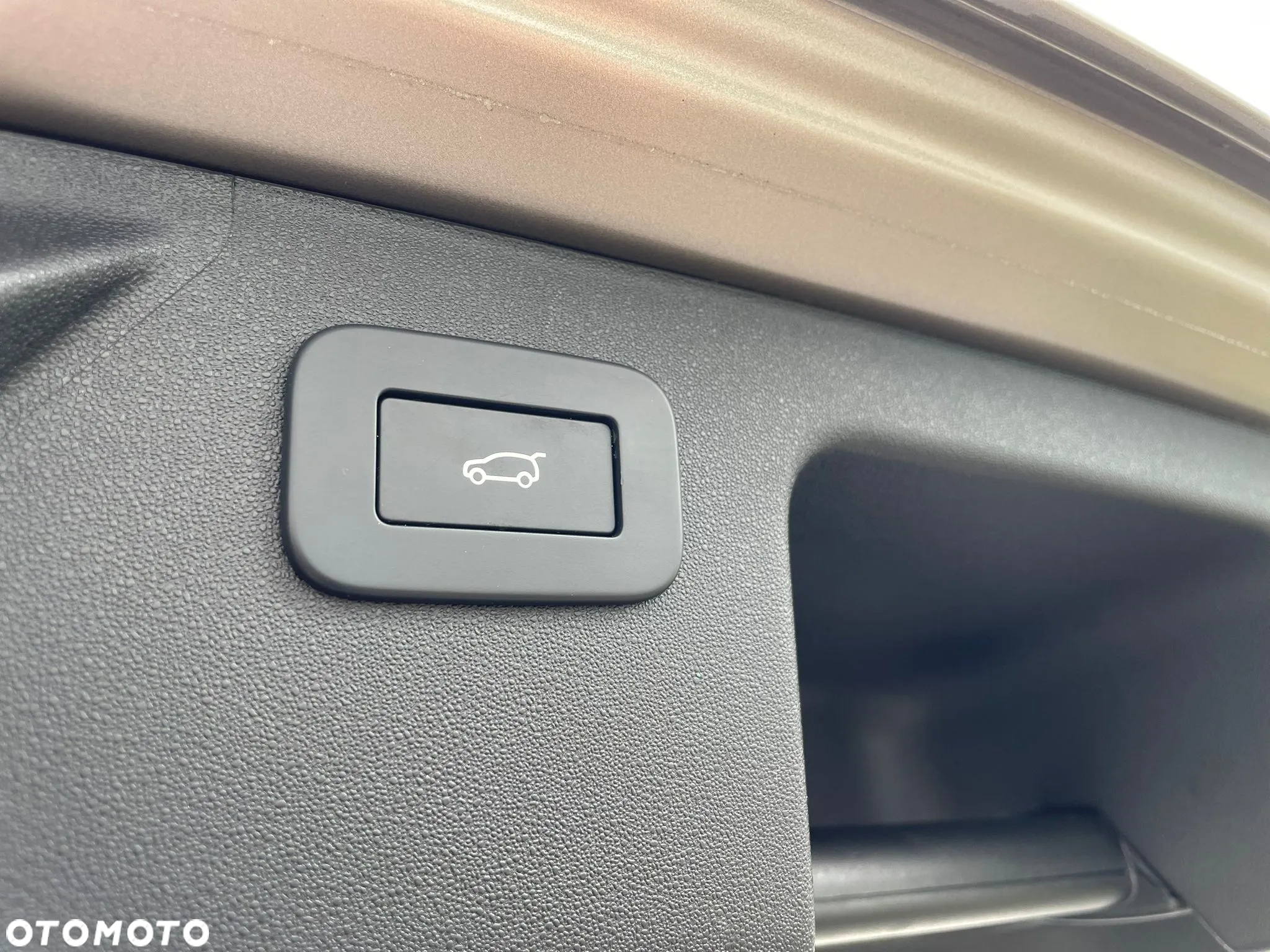 Land Rover Discovery Sport - 27