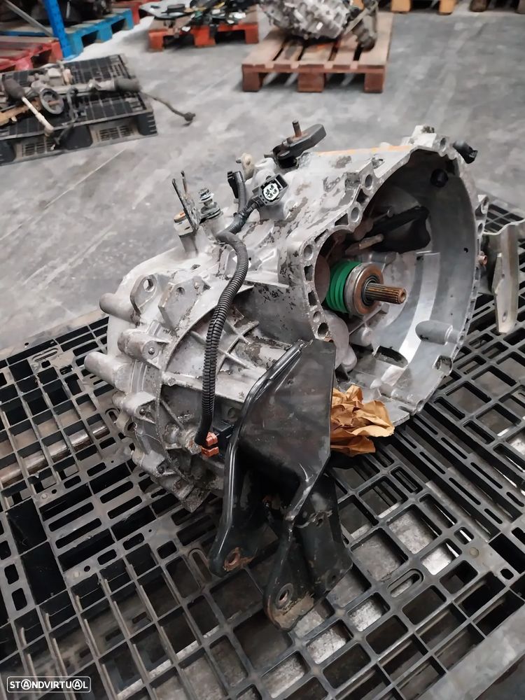 Caixa velocidades Volvo V40/S40 1.9 DI Ano 2001 Ref: 1023625 - 4