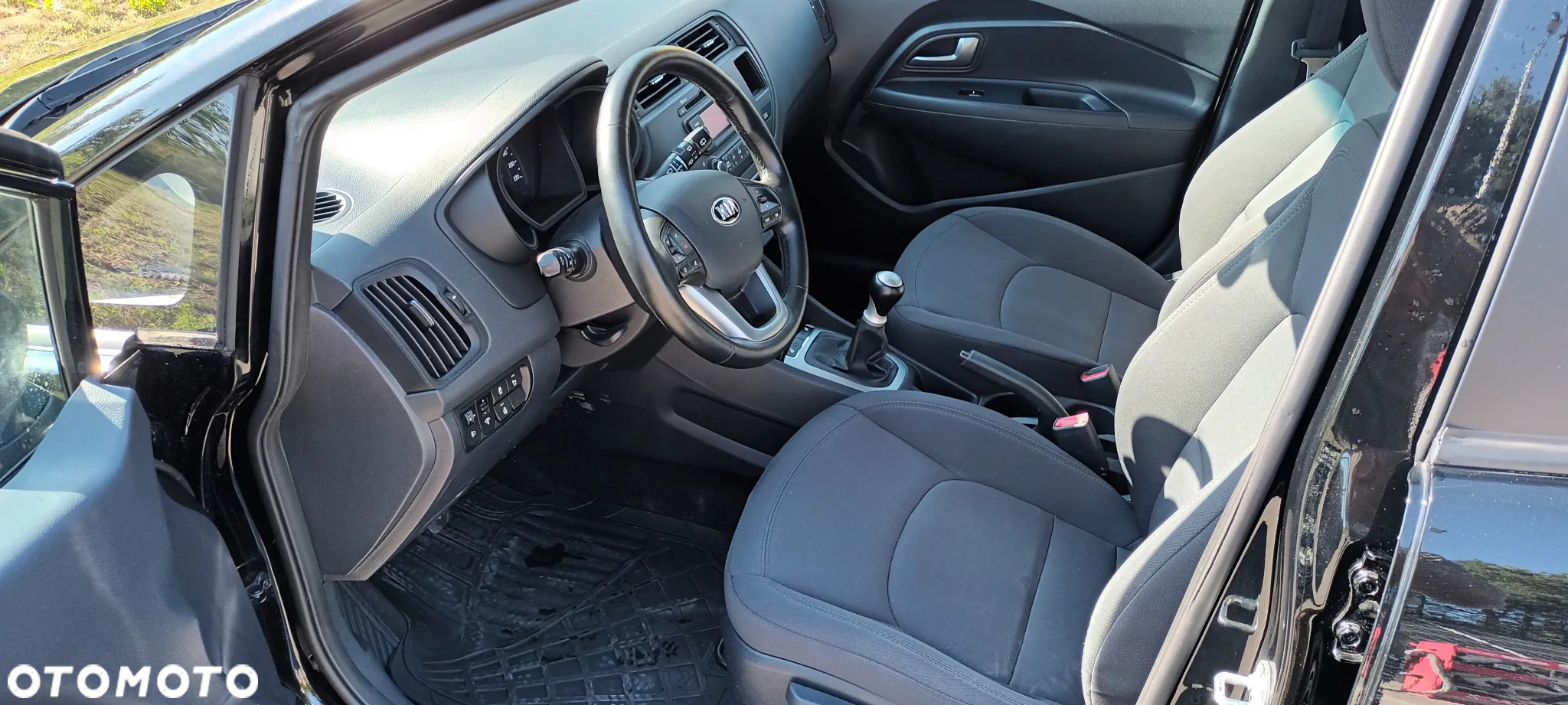 Kia Rio - 5